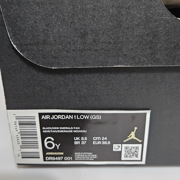 🧨Air Jordan 1 Low GS 'Hologram' Black with Holographic Detail - Picture 5 of 9